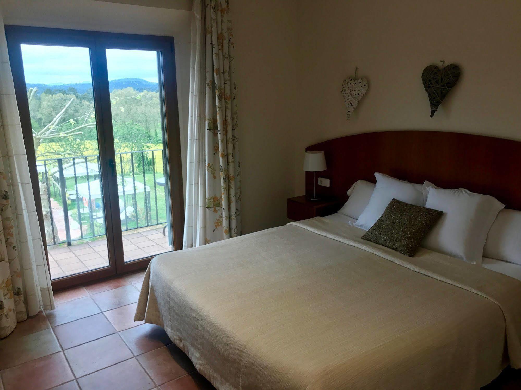 Mas Duc Guest House Brunyola Exterior photo