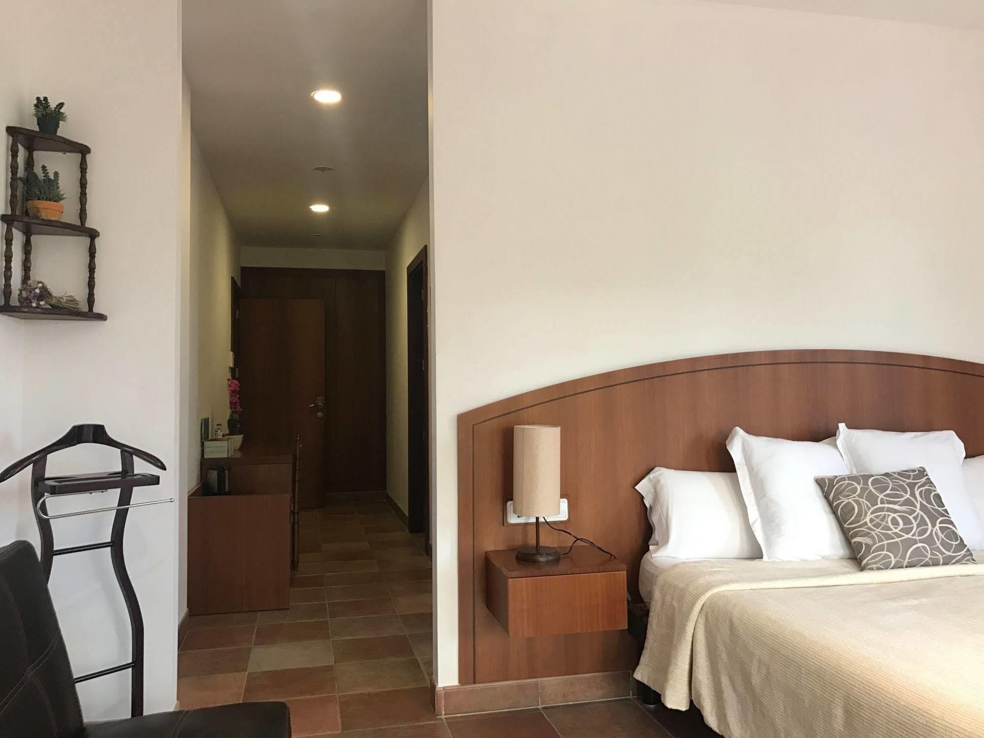 Mas Duc Guest House Brunyola Exterior photo
