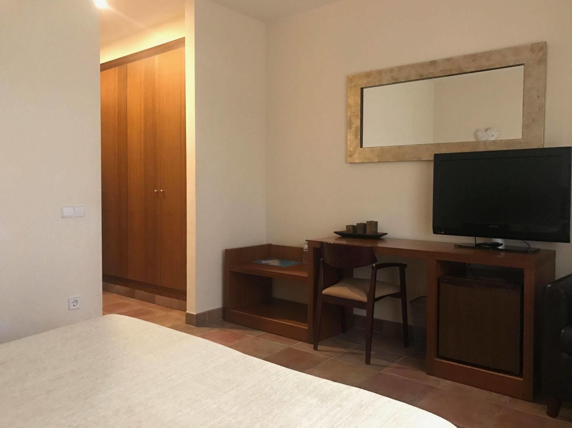 Mas Duc Guest House Brunyola Exterior photo
